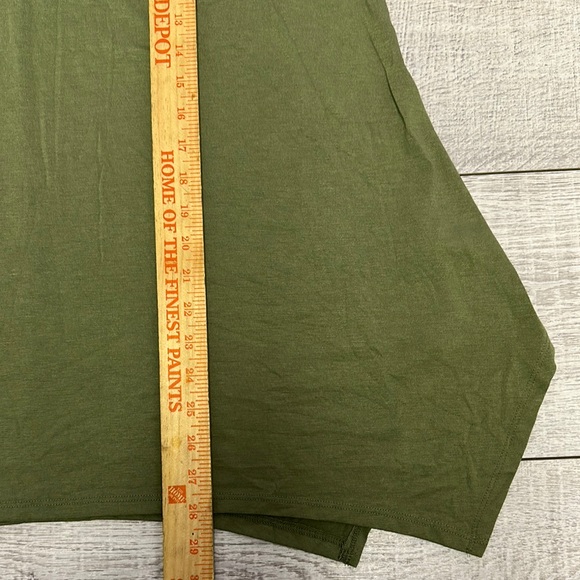 Terra & Sky Green Boxy Sleeveless Tank Top - Picture 4 of 6